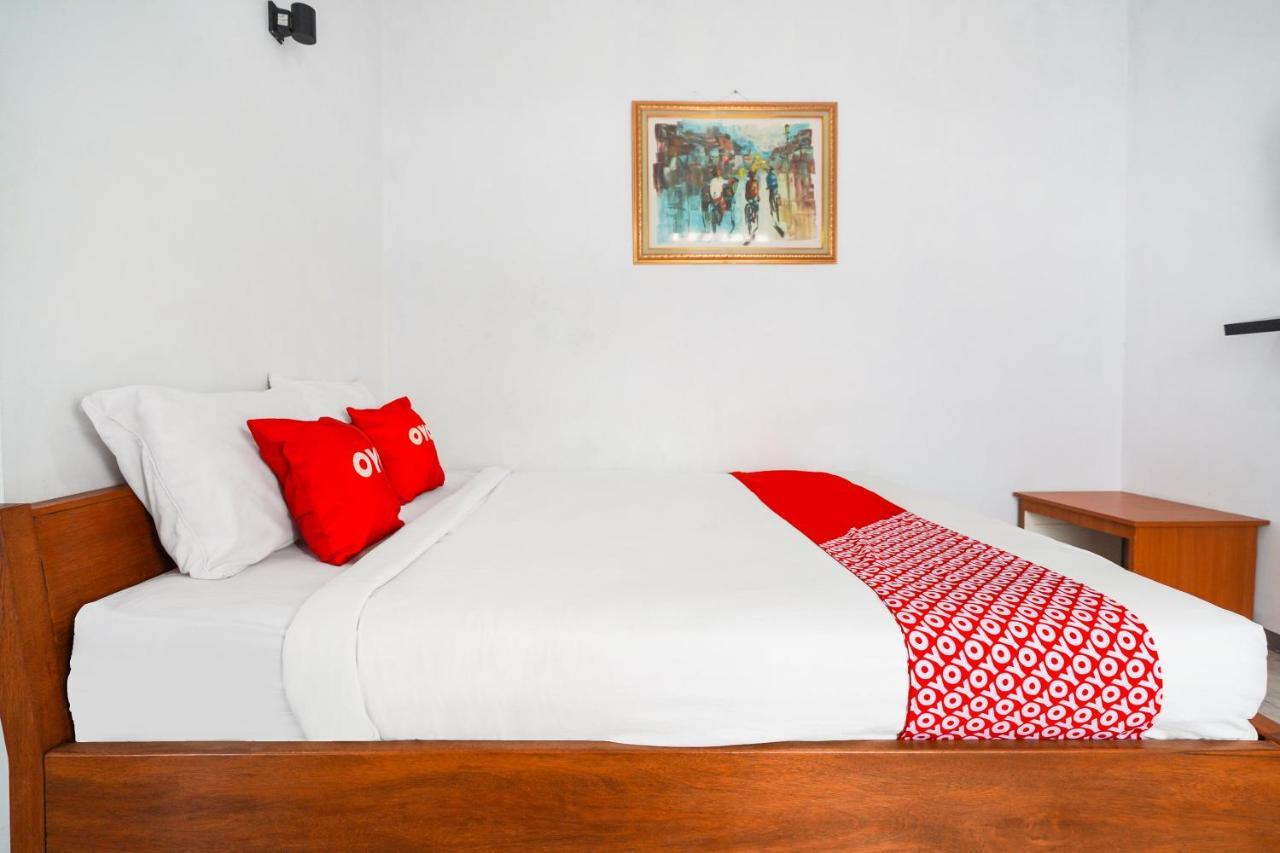 Oyo 91561 Gandhi Hotel Bandung Luaran gambar