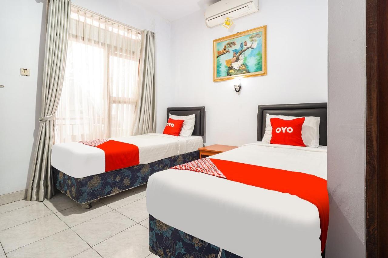 Oyo 91561 Gandhi Hotel Bandung Luaran gambar