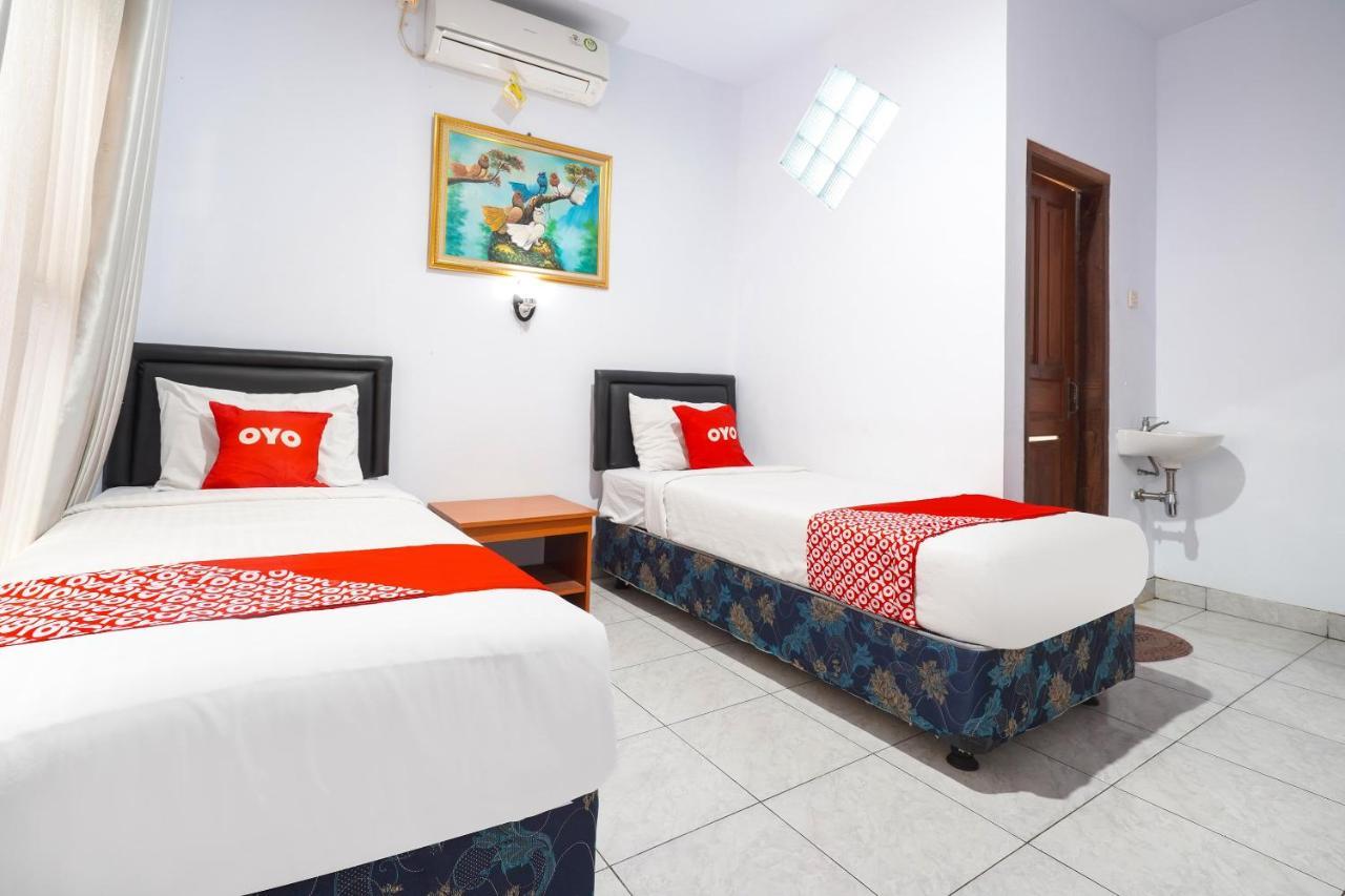 Oyo 91561 Gandhi Hotel Bandung Luaran gambar