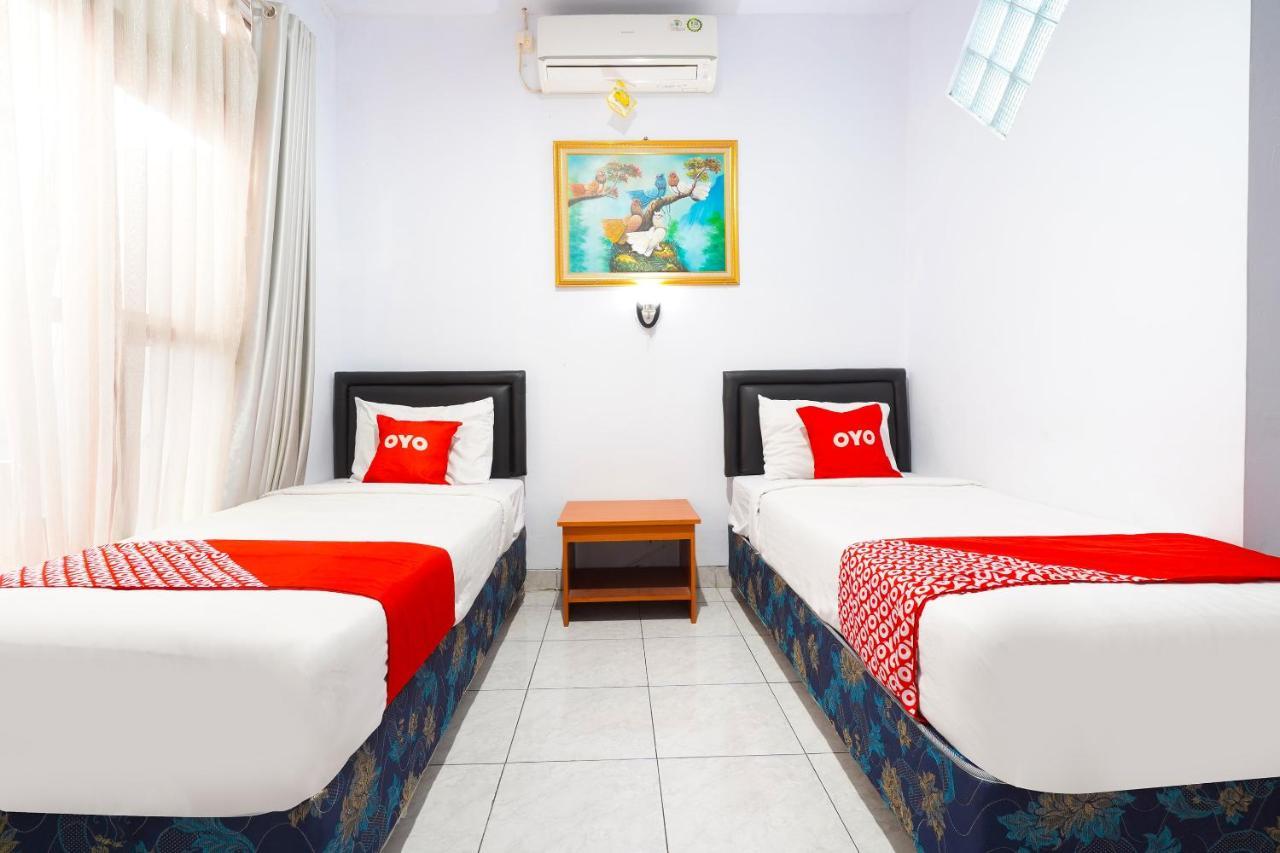 Oyo 91561 Gandhi Hotel Bandung Luaran gambar