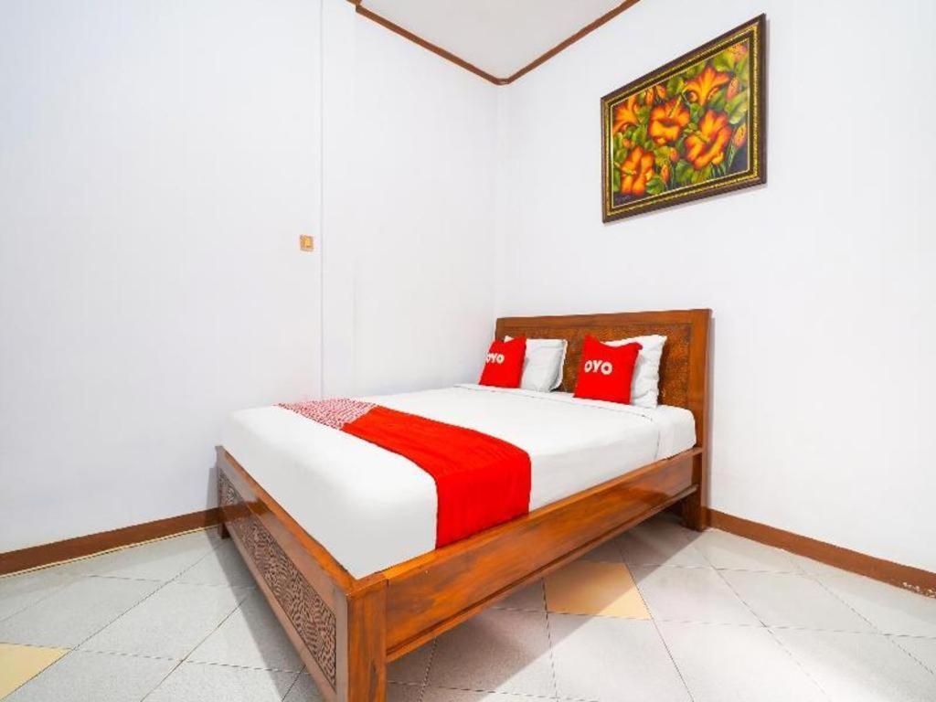 Oyo 91561 Gandhi Hotel Bandung Luaran gambar